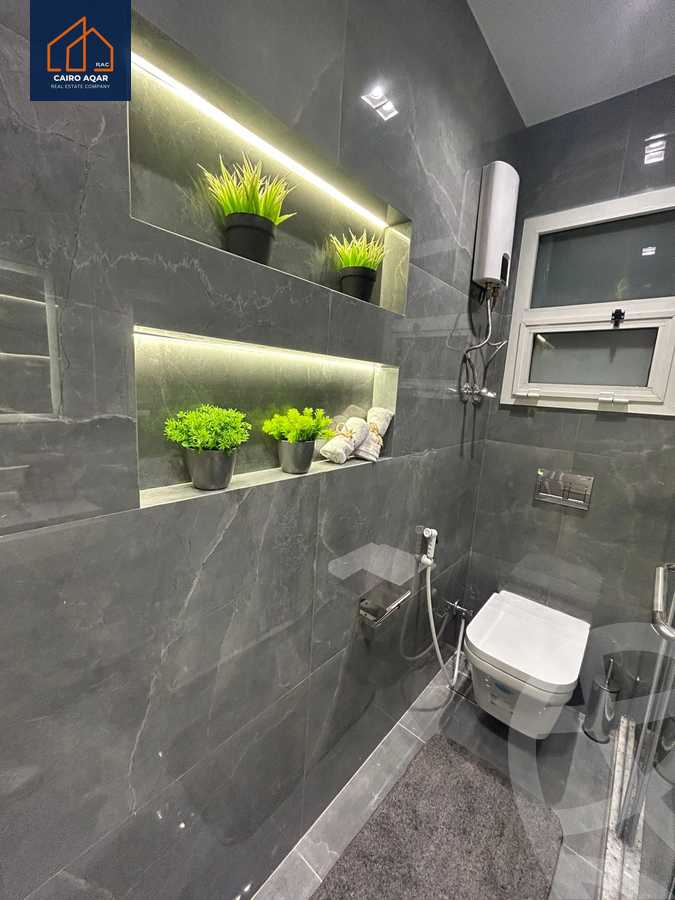 https://aqarmap.com.eg/ar/listing/6219341-for-rent-cairo-new-cairo-lrhb-city-phase-8