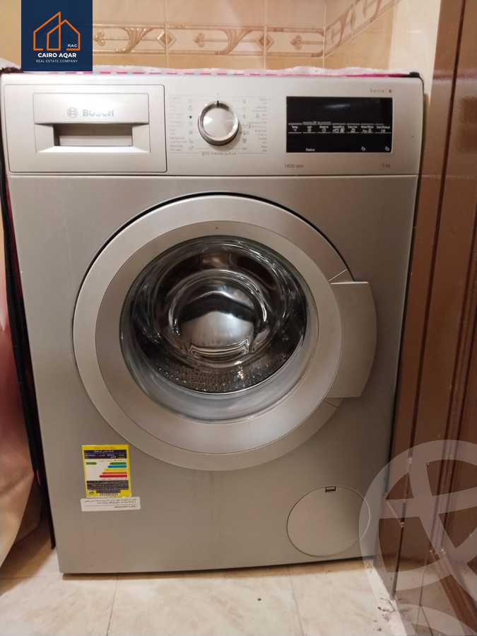 https://aqarmap.com.eg/ar/listing/6219461-for-rent-cairo-new-cairo-lrhb-city-phase-8