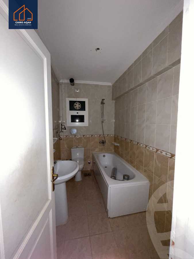 https://aqarmap.com.eg/en/listing/6228358-for-sale-cairo-new-cairo-lrhb-city-mtdd-lrhb-phase-9