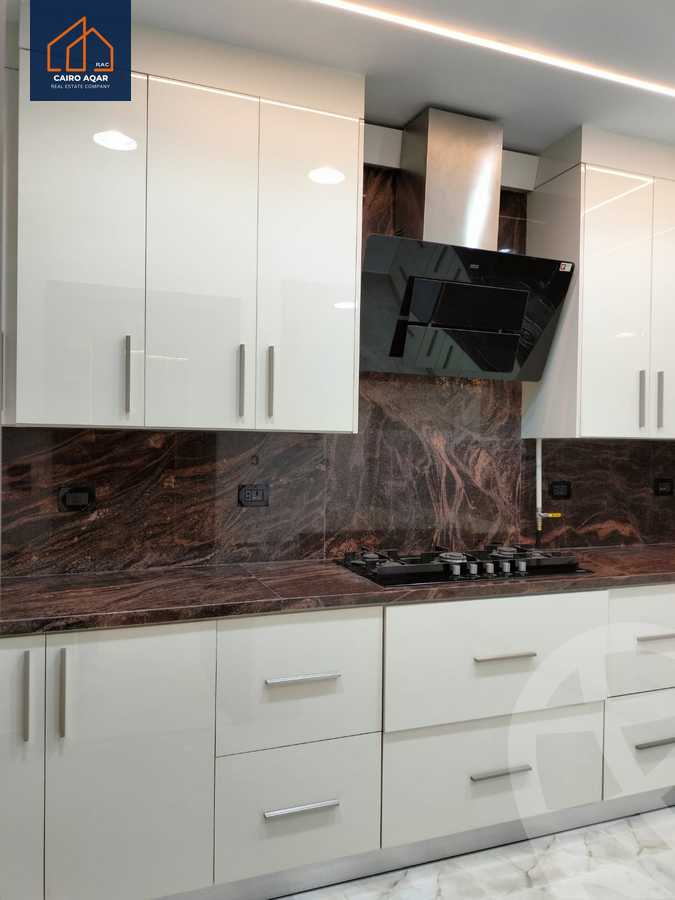 https://aqarmap.com.eg/en/listing/6231192-for-sale-cairo-new-cairo-lrhb-city-phase-1-youssef-el-sebaey-st