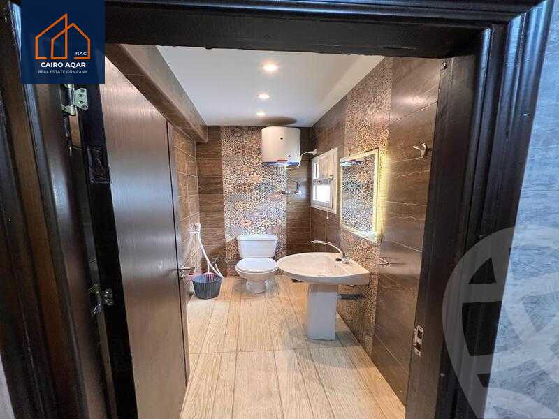 https://aqarmap.com.eg/ar/listing/6232200-for-rent-cairo-new-cairo-lrhb-city-phase-5-talaat-mostafa-st
