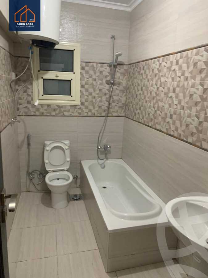 https://aqarmap.com.eg/ar/listing/6234921-for-rent-cairo-new-cairo-lrhb-city-phase-8