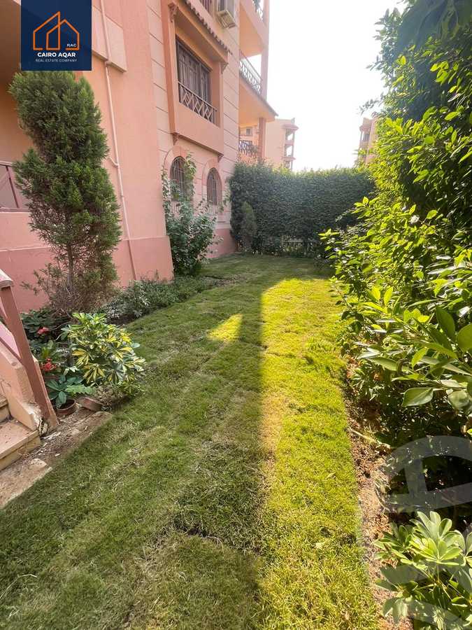 https://aqarmap.com.eg/ar/listing/6235878-for-sale-cairo-new-cairo-lrhb-city-phase-5-talaat-mostafa-st