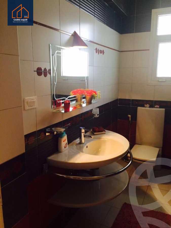 https://aqarmap.com.eg/en/listing/6235917-for-sale-cairo-new-cairo-lrhb-city-phase-4-mohammed-farid-st