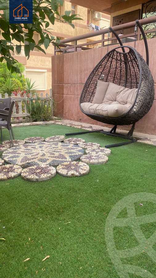 https://aqarmap.com.eg/en/listing/6235917-for-sale-cairo-new-cairo-lrhb-city-phase-4-mohammed-farid-st