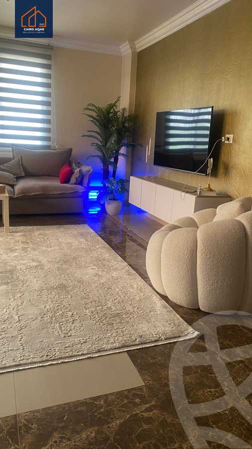 https://aqarmap.com.eg/en/listing/6235917-for-sale-cairo-new-cairo-lrhb-city-phase-4-mohammed-farid-st
