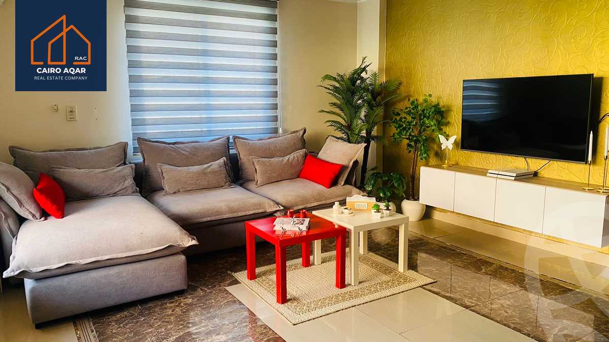 https://aqarmap.com.eg/en/listing/6235917-for-sale-cairo-new-cairo-lrhb-city-phase-4-mohammed-farid-st