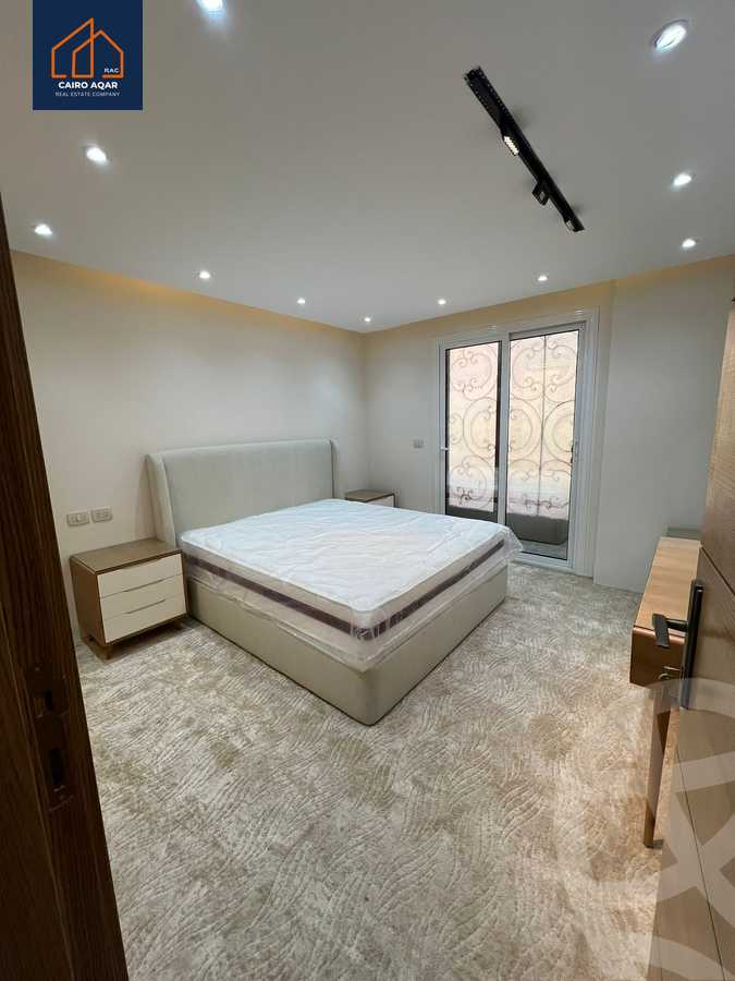 https://aqarmap.com.eg/ar/listing/6242049-for-rent-cairo-new-cairo-lrhb-city-phase-4-mohammed-farid-st