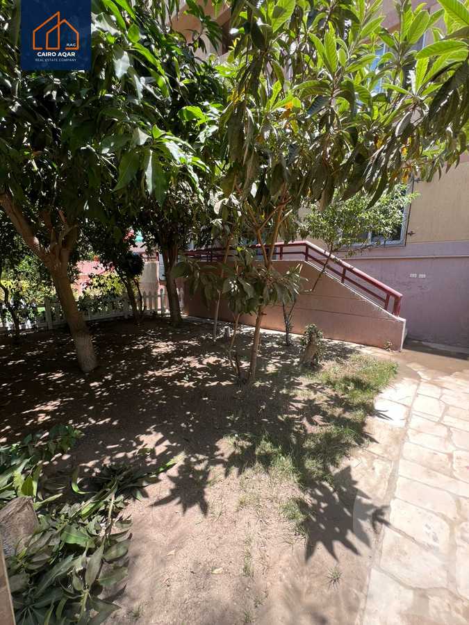 https://aqarmap.com.eg/ar/listing/6242049-for-rent-cairo-new-cairo-lrhb-city-phase-4-mohammed-farid-st