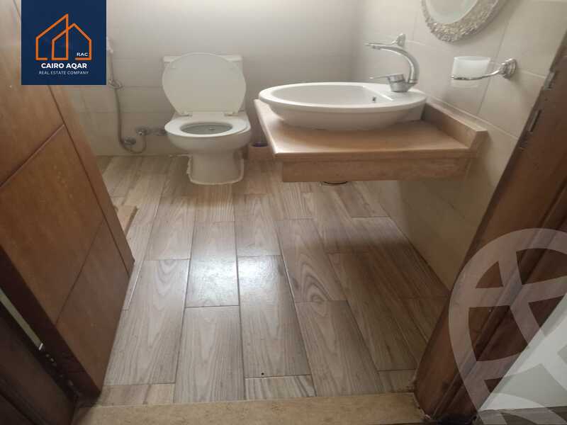 https://aqarmap.com.eg/en/listing/6256892-for-rent-cairo-new-cairo-lrhb-city-phase-5-talaat-mostafa-st