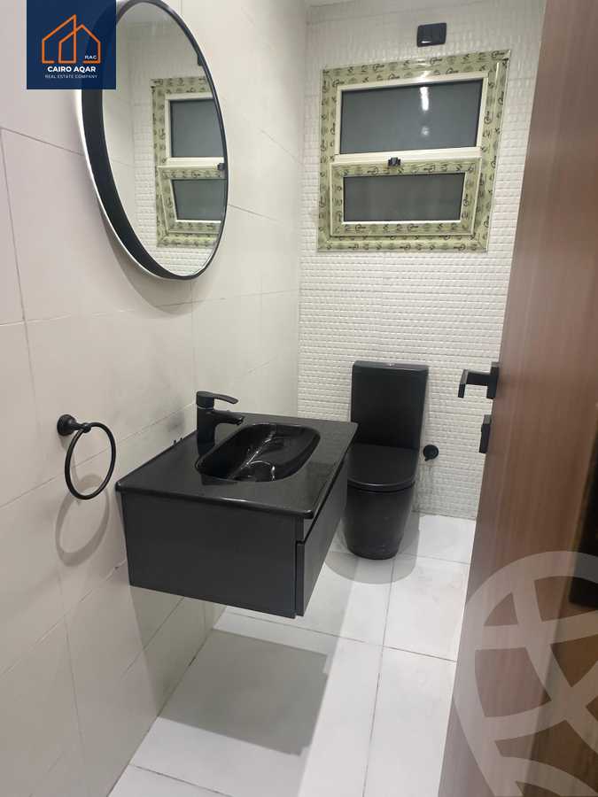 https://aqarmap.com.eg/ar/listing/6257545-for-sale-cairo-new-cairo-lrhb-city-phase-1-ahmed-rami-st