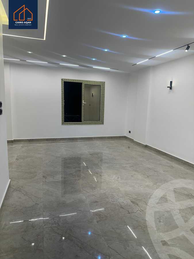 https://aqarmap.com.eg/ar/listing/6257545-for-sale-cairo-new-cairo-lrhb-city-phase-1-ahmed-rami-st