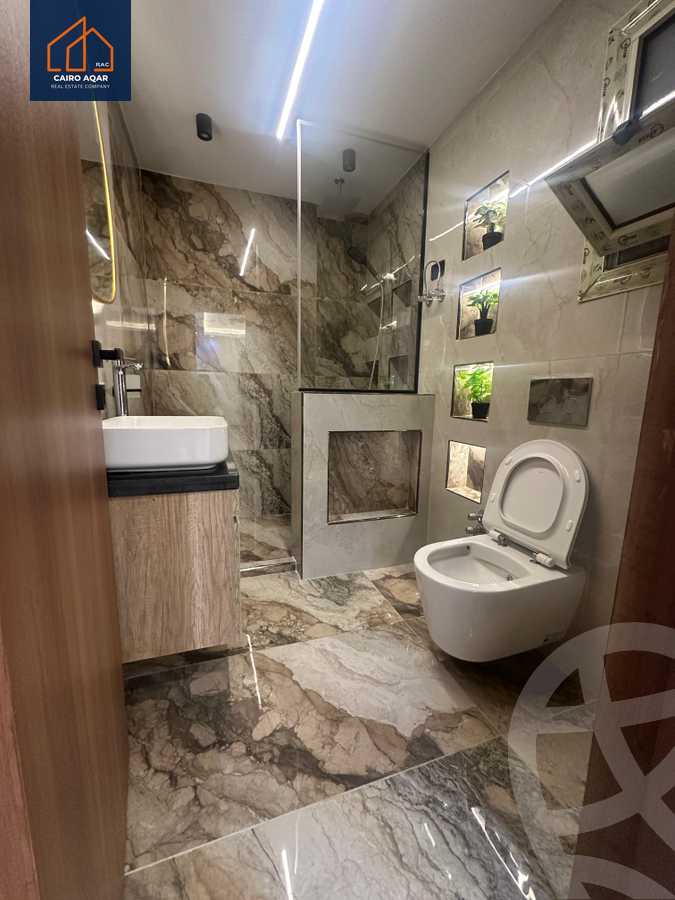 https://aqarmap.com.eg/ar/listing/6257545-for-sale-cairo-new-cairo-lrhb-city-phase-1-ahmed-rami-st