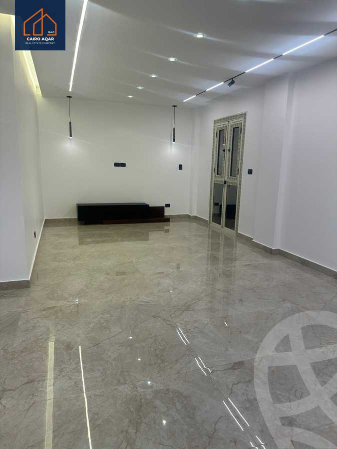 https://aqarmap.com.eg/ar/listing/6257545-for-sale-cairo-new-cairo-lrhb-city-phase-1-ahmed-rami-st