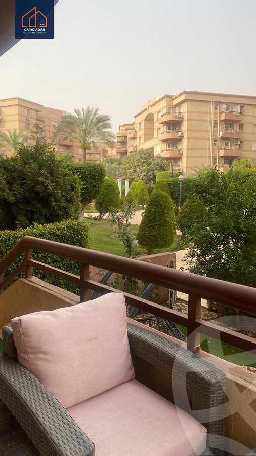 https://aqarmap.com.eg/ar/listing/6257560-for-sale-cairo-new-cairo-lrhb-city-phase-4-mostafa-el-nahaas-st