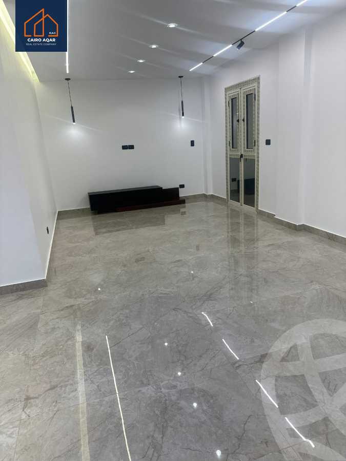 https://aqarmap.com.eg/ar/listing/6262266-for-sale-cairo-new-cairo-lrhb-city-phase-1-ahmed-rami-st