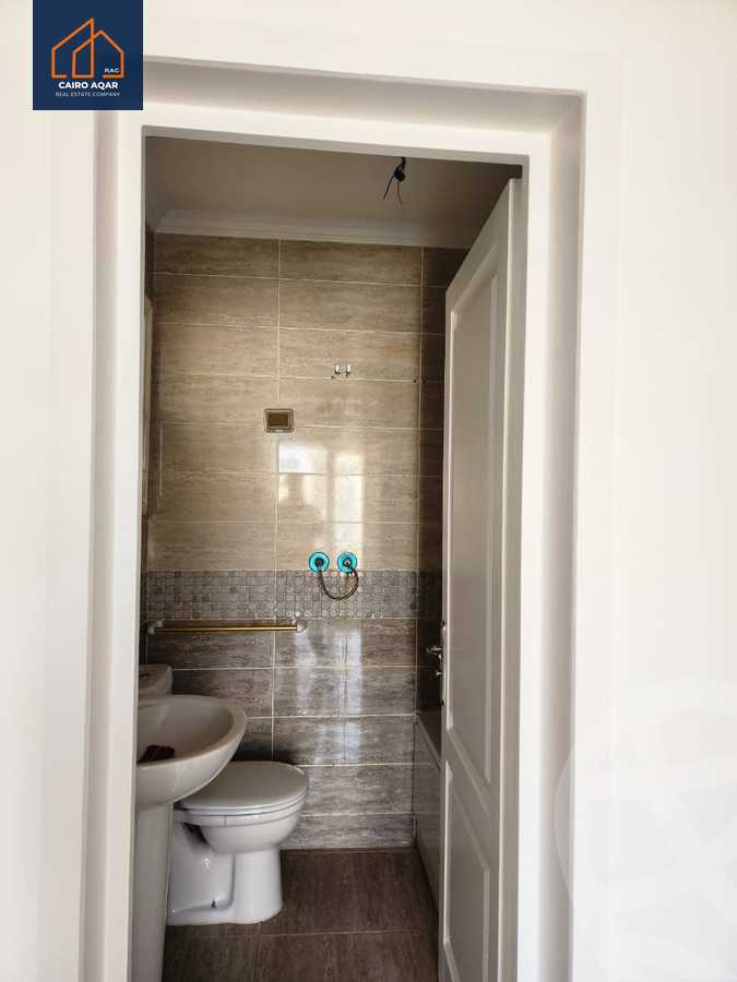 https://aqarmap.com.eg/en/listing/6262516-for-sale-cairo-new-cairo-lrhb-city-mtdd-lrhb-phase-7