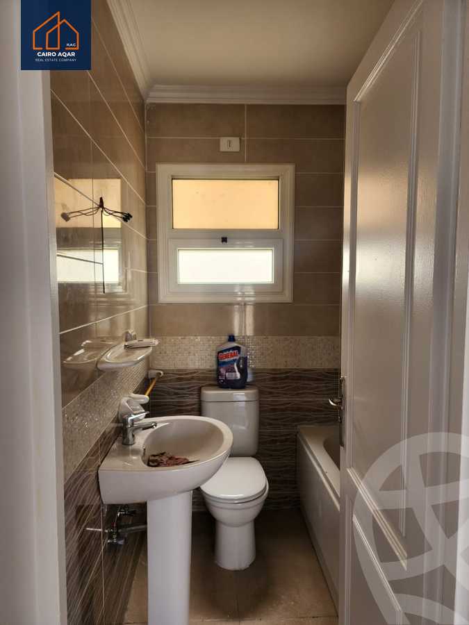https://aqarmap.com.eg/en/listing/6262516-for-sale-cairo-new-cairo-lrhb-city-mtdd-lrhb-phase-7