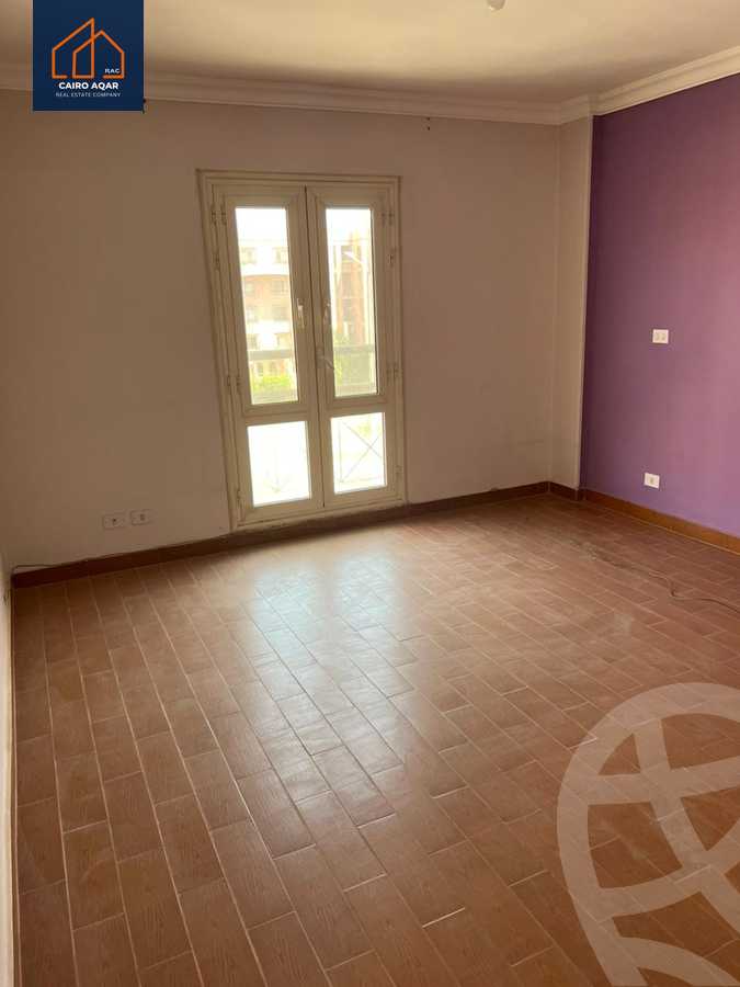 https://aqarmap.com.eg/ar/listing/6282887-for-rent-cairo-new-cairo-lrhb-city-phase-4-mohammed-farid-st