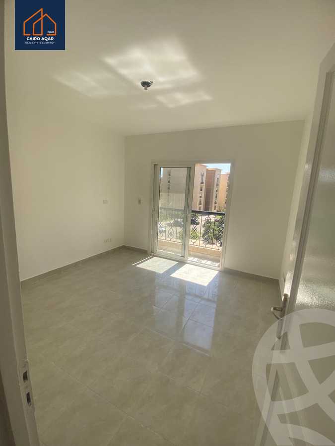 https://aqarmap.com.eg/en/listing/6300934-for-sale-cairo-new-cairo-lrhb-city-mtdd-lrhb-phase-7
