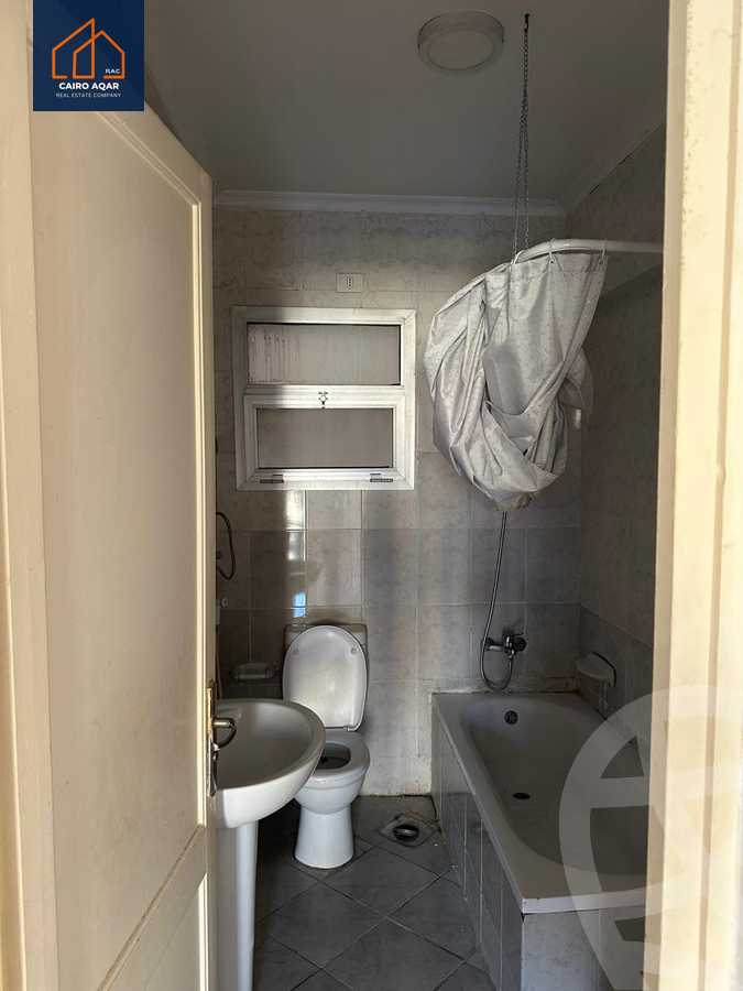 https://aqarmap.com.eg/ar/listing/6301368-for-rent-cairo-new-cairo-lrhb-city-mtdd-lrhb-phase-8