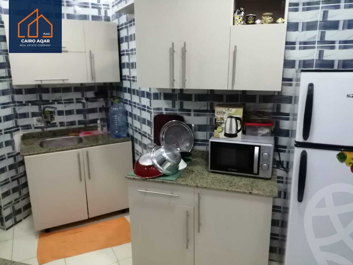 https://aqarmap.com.eg/ar/listing/6314015-for-rent-cairo-new-cairo-lrhb-city-phase-5-ibn-al-nafees-st