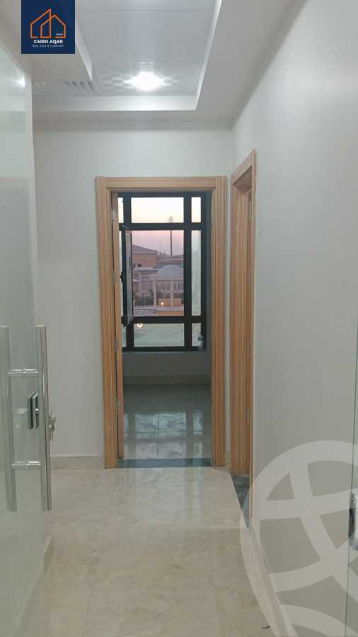 https://aqarmap.com.eg/ar/listing/6316890-for-rent-cairo-new-cairo-lrhb-city-malls-and-markets