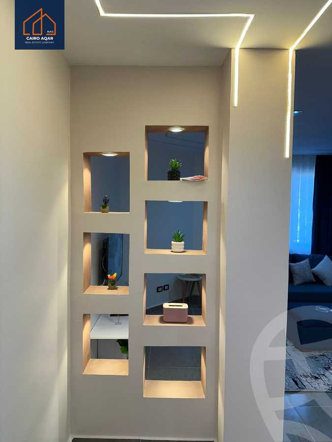 https://aqarmap.com.eg/ar/listing/6320374-for-rent-cairo-new-cairo-lrhb-city-phase-4-mohammed-farid-st