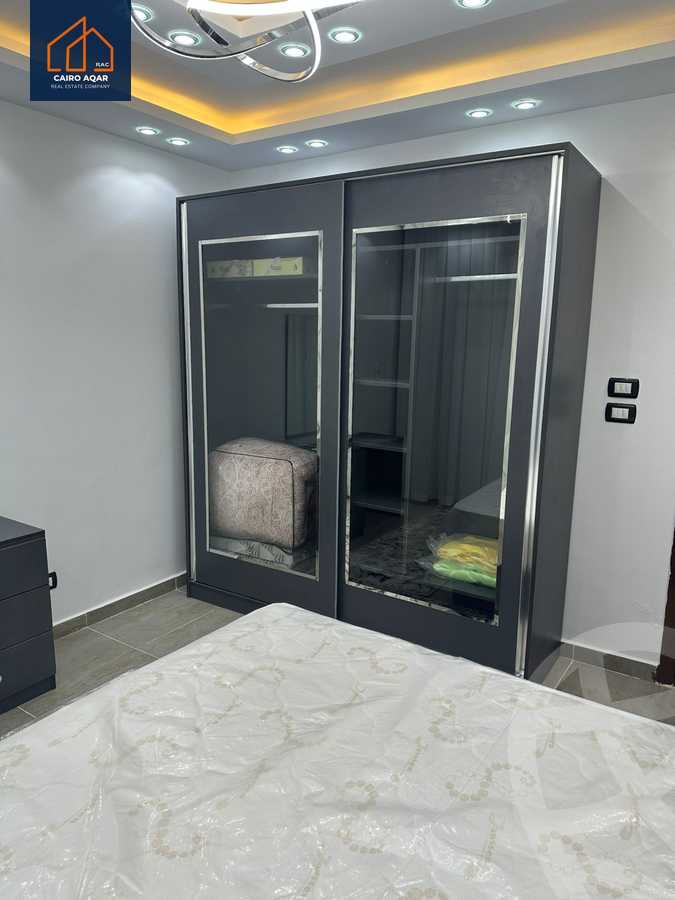 https://aqarmap.com.eg/ar/listing/6320374-for-rent-cairo-new-cairo-lrhb-city-phase-4-mohammed-farid-st