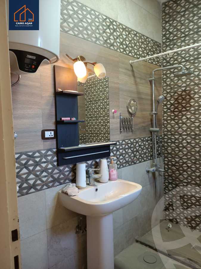 https://aqarmap.com.eg/ar/listing/6331963-for-rent-cairo-new-cairo-lrhb-city-phase-1-ali-amin-st