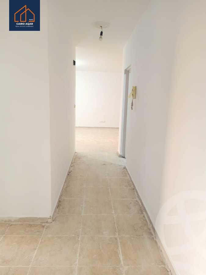 https://aqarmap.com.eg/ar/listing/6332103-for-rent-cairo-new-cairo-lrhb-city-phase-4-mohammed-farid-st