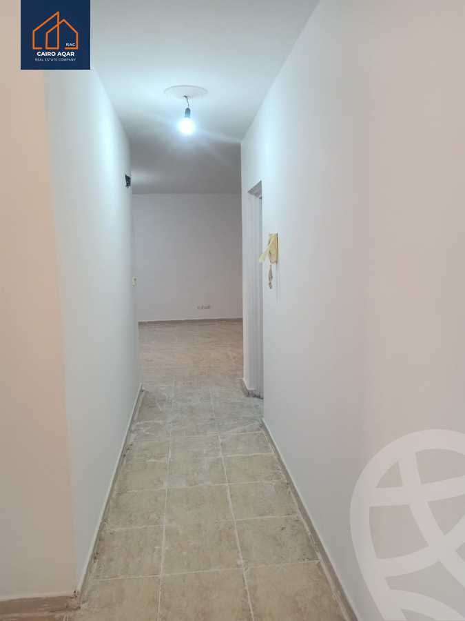 https://aqarmap.com.eg/ar/listing/6332103-for-rent-cairo-new-cairo-lrhb-city-phase-4-mohammed-farid-st