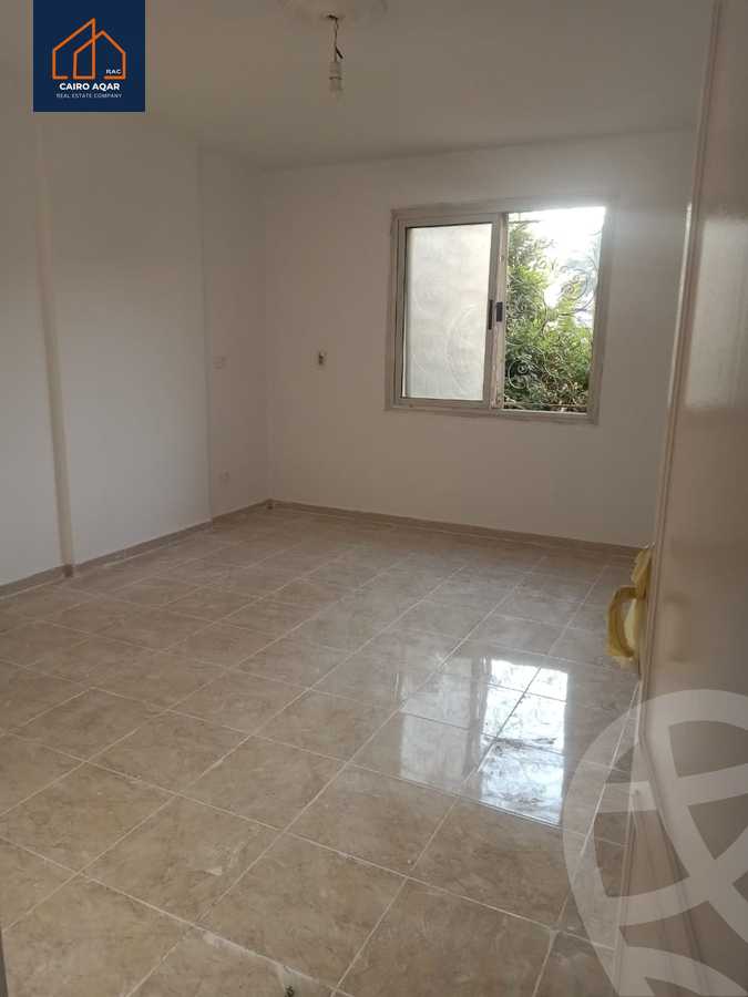 https://aqarmap.com.eg/ar/listing/6332103-for-rent-cairo-new-cairo-lrhb-city-phase-4-mohammed-farid-st
