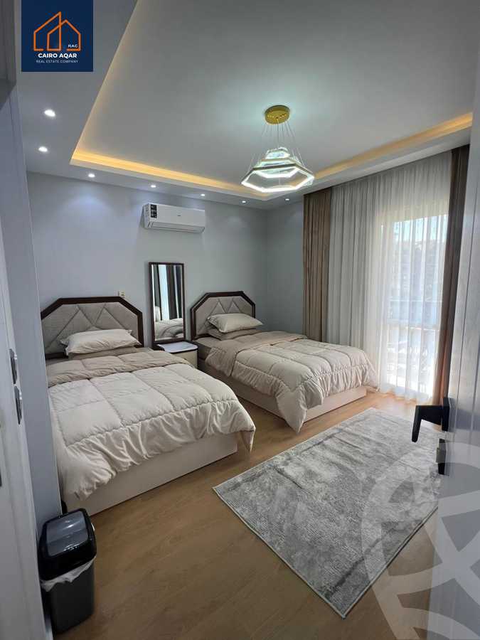 https://aqarmap.com.eg/ar/listing/6334465-for-rent-cairo-new-cairo-lrhb-city-phase-8
