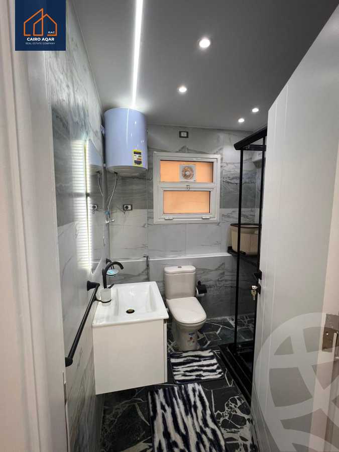 https://aqarmap.com.eg/ar/listing/6334465-for-rent-cairo-new-cairo-lrhb-city-phase-8