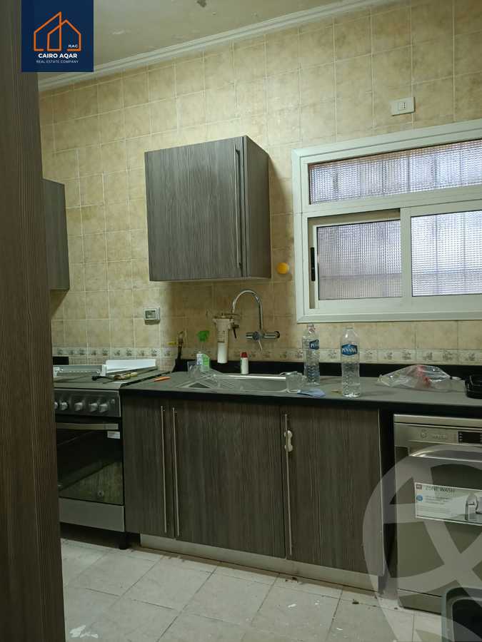 https://aqarmap.com.eg/ar/listing/6338502-for-rent-cairo-new-cairo-lrhb-city-phase-2-osama-ibn-zaid-st