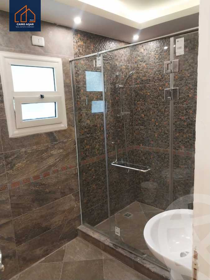 https://aqarmap.com.eg/ar/listing/6339036-for-rent-cairo-new-cairo-lrhb-city-phase-1-youssef-el-sebaey-st