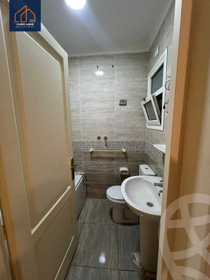 https://aqarmap.com.eg/en/listing/6339601-for-sale-cairo-new-cairo-lrhb-city-mtdd-lrhb-phase-7