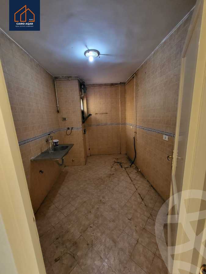 https://aqarmap.com.eg/ar/listing/6342984-for-rent-cairo-new-cairo-lrhb-city-phase-5-talaat-mostafa-st