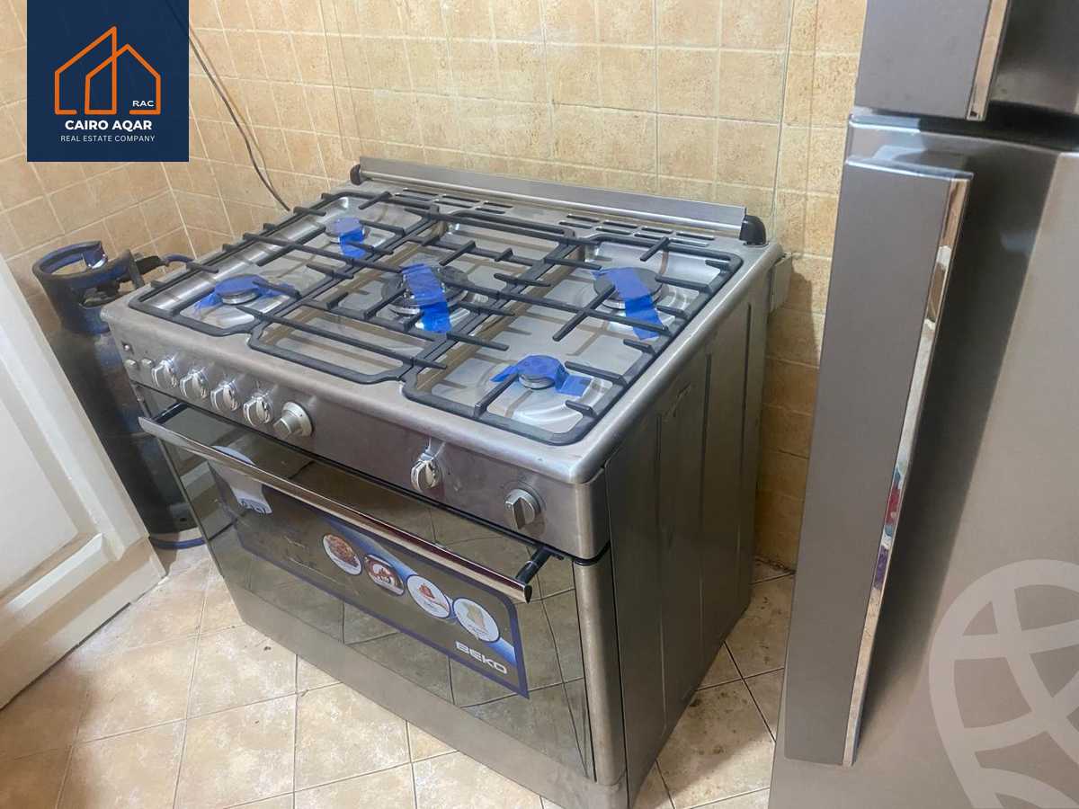 https://aqarmap.com.eg/ar/listing/6345766-for-rent-cairo-new-cairo-lrhb-city-phase-5-talaat-mostafa-st