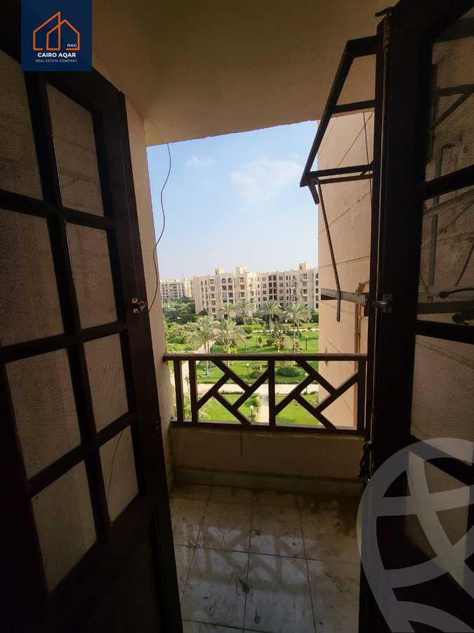 https://aqarmap.com.eg/ar/listing/6346201-for-rent-cairo-new-cairo-lrhb-city-phase-5-talaat-mostafa-st