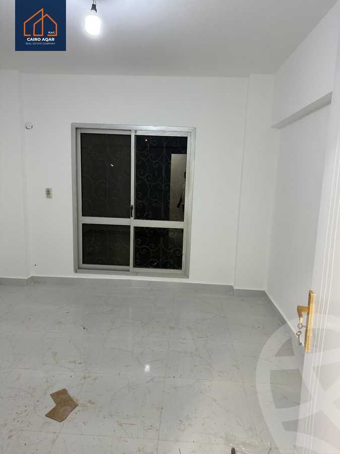 https://aqarmap.com.eg/ar/listing/6347027-for-rent-cairo-new-cairo-lrhb-city-phase-8