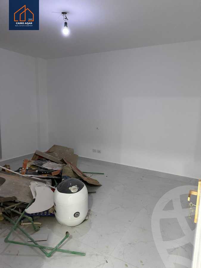 https://aqarmap.com.eg/ar/listing/6347027-for-rent-cairo-new-cairo-lrhb-city-phase-8