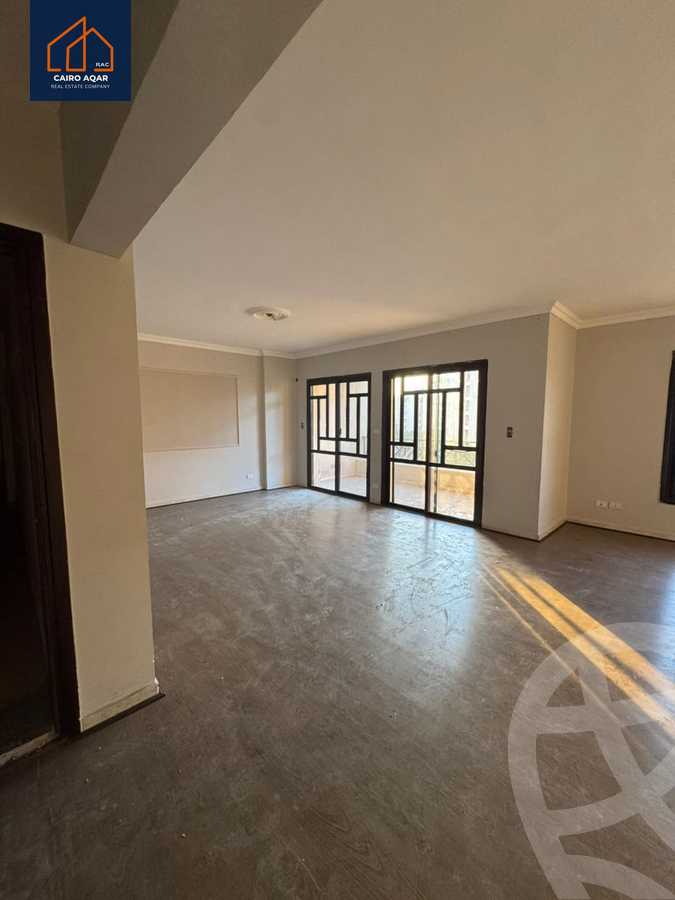 https://aqarmap.com.eg/ar/listing/6351171-for-rent-cairo-new-cairo-lrhb-city-phase-5-talaat-mostafa-st