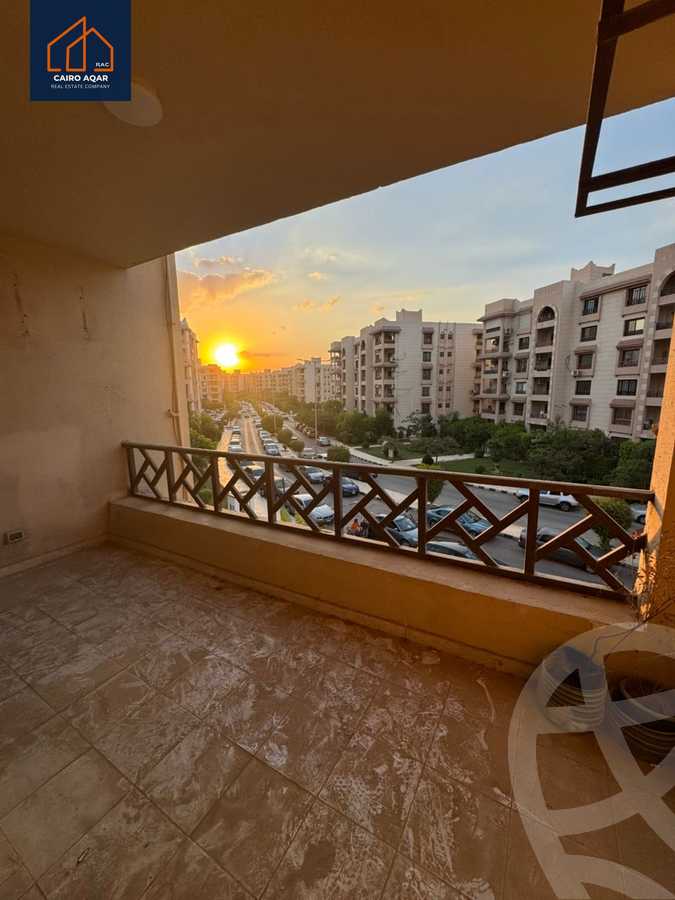 https://aqarmap.com.eg/ar/listing/6351171-for-rent-cairo-new-cairo-lrhb-city-phase-5-talaat-mostafa-st