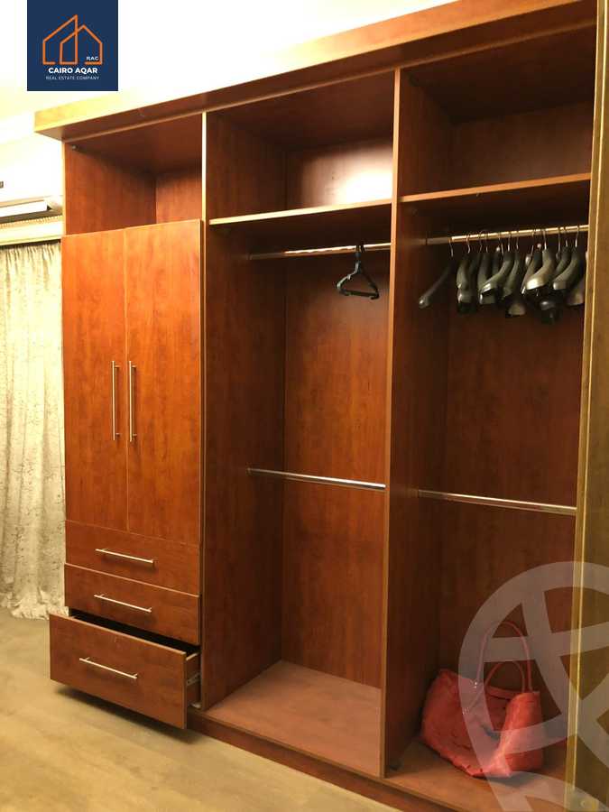 https://aqarmap.com.eg/en/listing/6351620-for-rent-cairo-new-cairo-lrhb-city-phase-2-osama-ibn-zaid-st