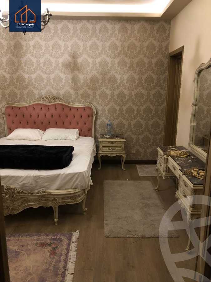 https://aqarmap.com.eg/en/listing/6351620-for-rent-cairo-new-cairo-lrhb-city-phase-2-osama-ibn-zaid-st