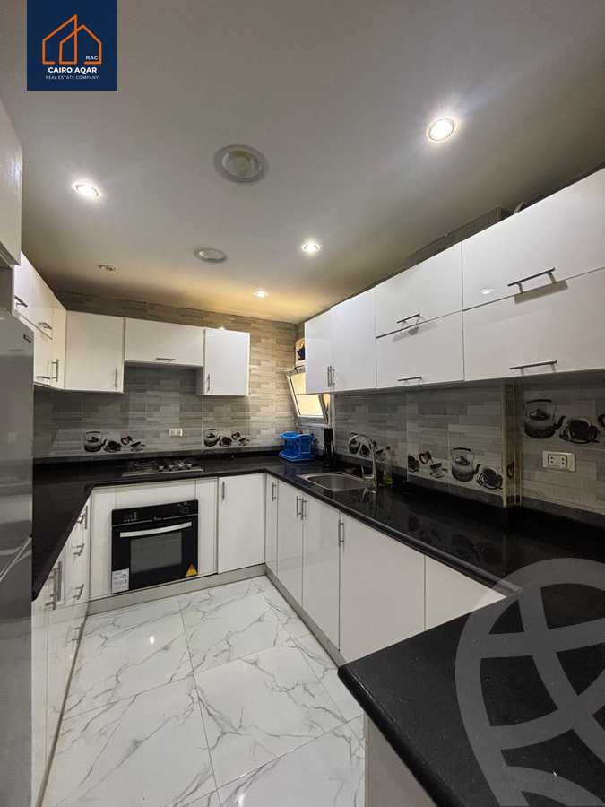 https://aqarmap.com.eg/ar/listing/6351775-for-sale-cairo-new-cairo-lrhb-city-phase-4-mohammed-farid-st
