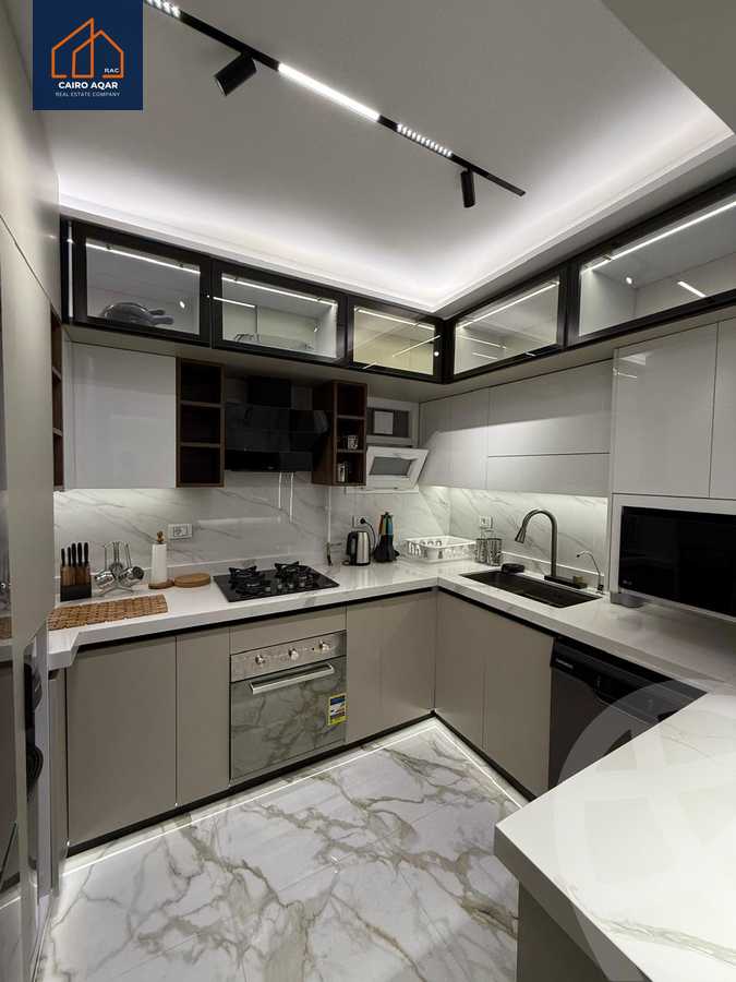 https://aqarmap.com.eg/ar/listing/6353722-for-rent-cairo-new-cairo-lrhb-city-mtdd-lrhb-phase-8