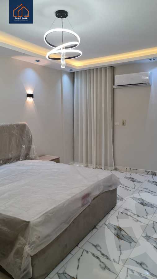 https://aqarmap.com.eg/ar/listing/6354047-for-rent-cairo-new-cairo-lrhb-city-mtdd-lrhb-phase-8